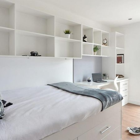 Zeni Ensuite, In Liverpool Esterno foto